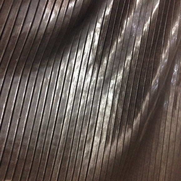 Metallic Ruffle Skirt - Picture 7 of 8